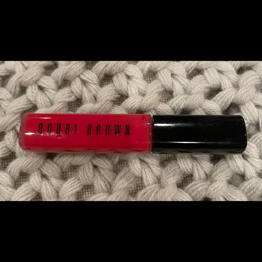 BOBBI BROWN Lip Gloss - HOLLYWOOD RED - Mini Size .14 FL / 4.2 ml